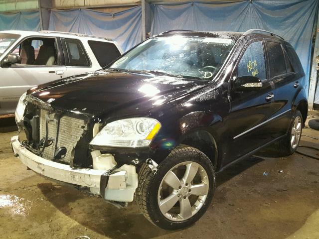 4JGBB75E57A203269 - 2007 MERCEDES-BENZ ML 500 BLACK photo 2