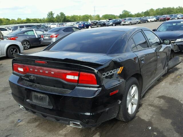 2C3CDXBG6CH109989 - 2012 DODGE CHARGER BLACK photo 4