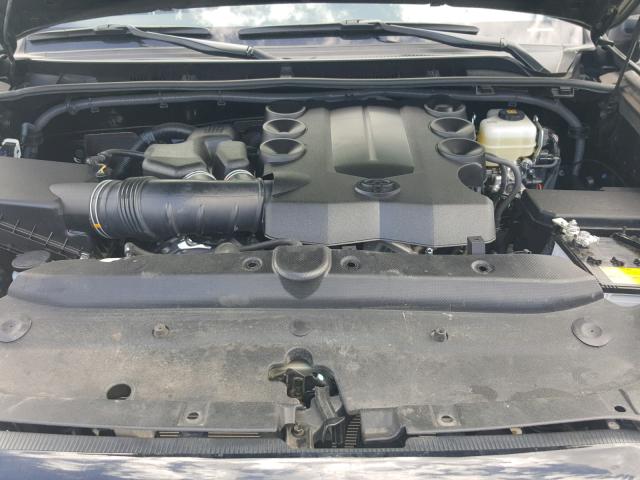 JTEBU5JR8H5458418 - 2017 TOYOTA 4RUNNER SR BLACK photo 7