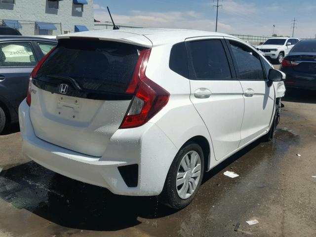 3HGGK5G58FM722461 - 2015 HONDA FIT LX WHITE photo 4