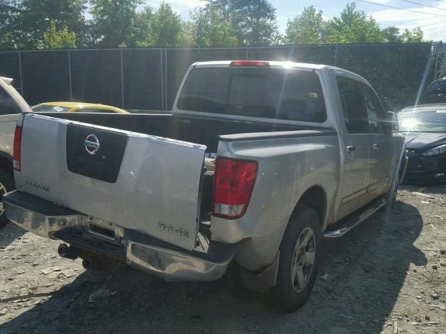 1N6AA07BX4N554063 - 2004 NISSAN TITAN XE SILVER photo 4