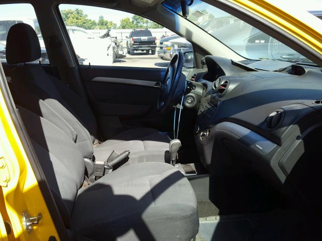 KL1TD5DE0AB113268 - 2010 CHEVROLET AVEO LS YELLOW photo 5