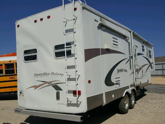 4V0FC32284A000402 - 2004 CROS ALL MODELS WHITE photo 4