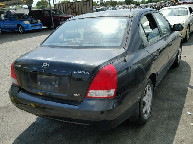 KMHDN45D12U269377 - 2002 HYUNDAI ELANTRA GL BLACK photo 4