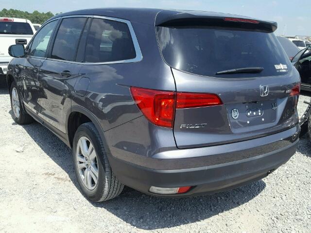 5FNYF5H11GB002797 - 2016 HONDA PILOT LX GRAY photo 3