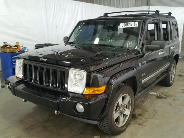1J8HG48N06C264423 - 2006 JEEP COMMANDER BLACK photo 2