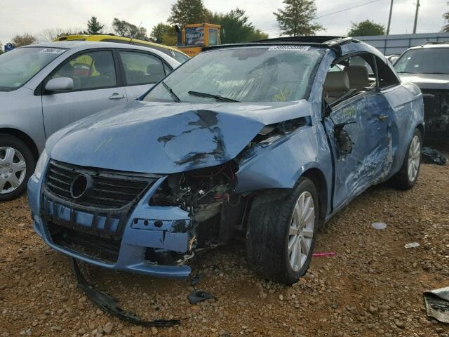 WVWFA71F18V038158 - 2008 VOLKSWAGEN EOS LUX 蓝色 照片 2