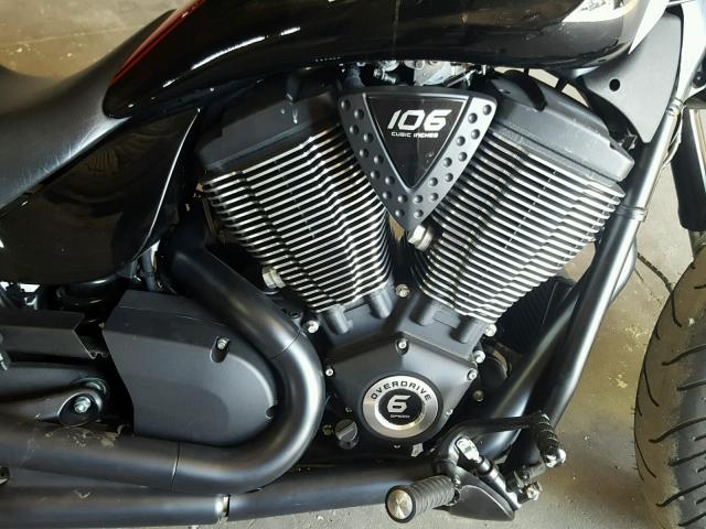 5VPHS36N4G3056518 - 2016 VICTORY MOTORCYCLES HAMMER S TWO TONE photo 7