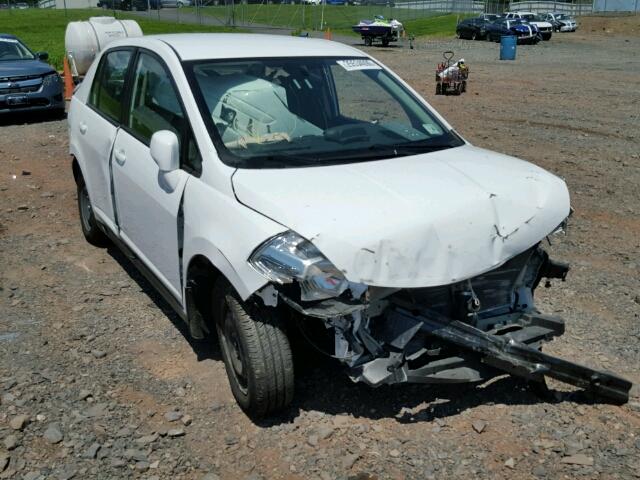 3N1BC1AP4BL364092 - 2011 NISSAN VERSA S WHITE photo 1