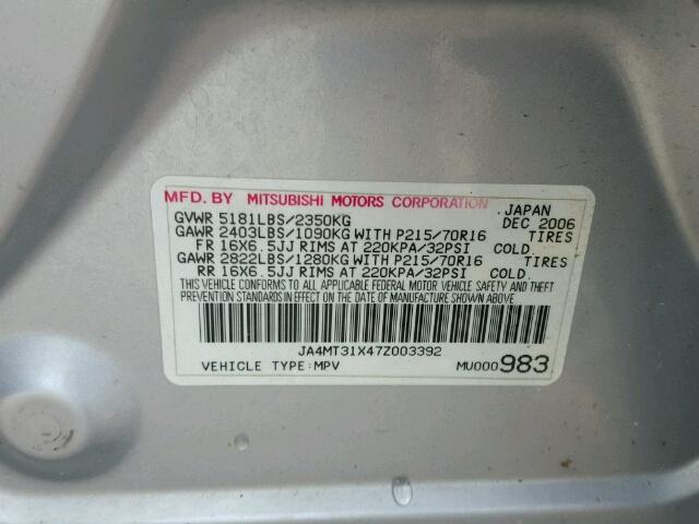 JA4MT31X47Z003392 - 2007 MITSUBISHI OUTLANDER SILVER photo 10