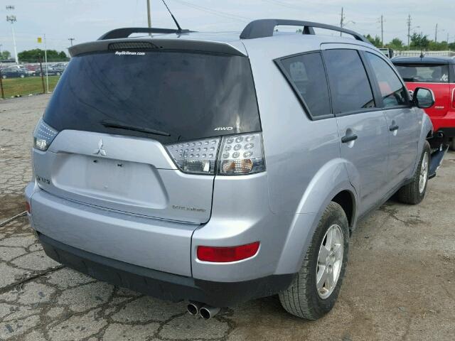 JA4MT31X47Z003392 - 2007 MITSUBISHI OUTLANDER SILVER photo 4