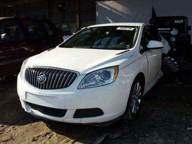 1G4PP5SK6G4162378 - 2016 BUICK VERANO WHITE photo 2