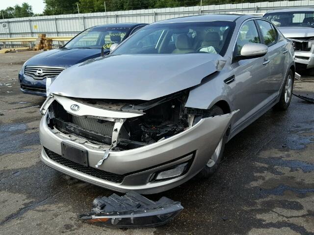 5XXGM4A76FG450698 - 2015 KIA OPTIMA LX SILVER photo 2