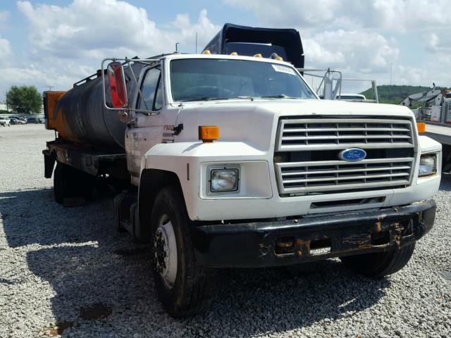 1FDXK84A4JVA56274 - 1988 FORD F800 F WHITE photo 1