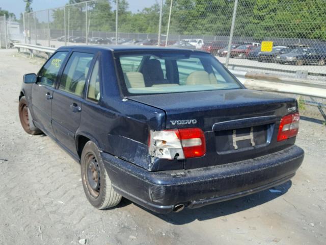 YV1LS55A8X2611733 - 1999 VOLVO S70 BLUE photo 3