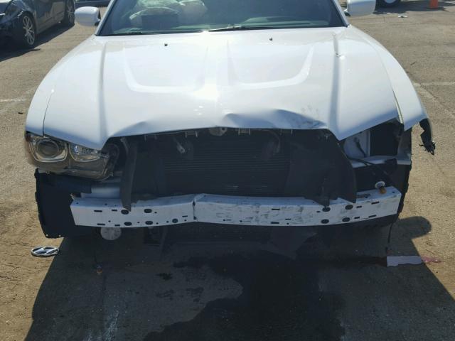2C3CDXCT4EH338458 - 2014 DODGE CHARGER R/ WHITE photo 9