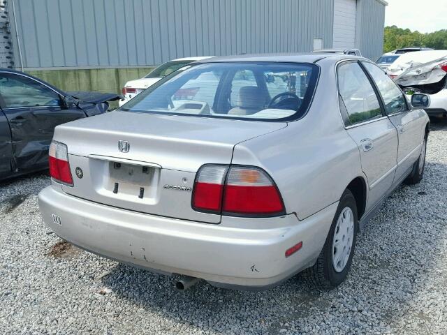 1HGCD569XTA242752 - 1996 HONDA ACCORD VAL TAN photo 4