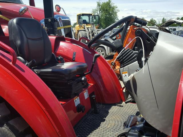 55HRH00129 - 2015 MAHINDRA AND MAHINDRA 2555 红色 照片 5