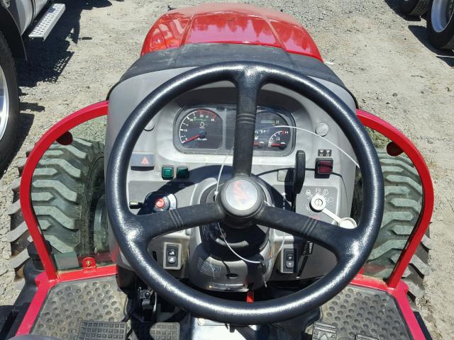 55HRH00129 - 2015 MAHINDRA AND MAHINDRA 2555 红色 照片 9