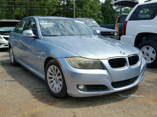 WBAPH73579E126778 - 2009 BMW 328 I BLUE photo 1