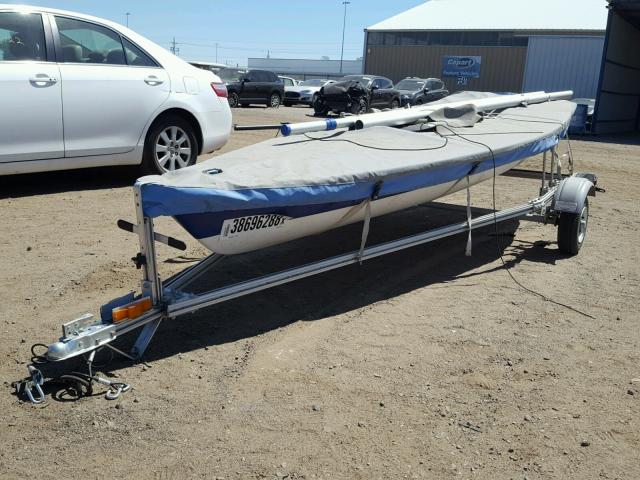 0QTG8270H900 - 2000 CABIN TRAILER DAY SAILR WHITE photo 2