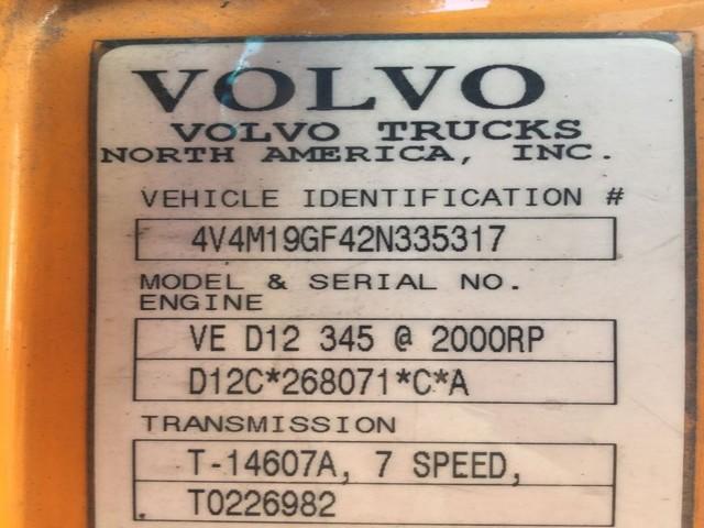 4V4M19GF42N335317 - 2002 VOLVO VN VNM UNKNOWN - NOT OK FOR INV. photo 10