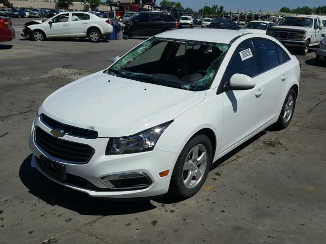 1G1PC5SB7F7267923 - 2015 CHEVROLET CRUZE LT WHITE photo 2