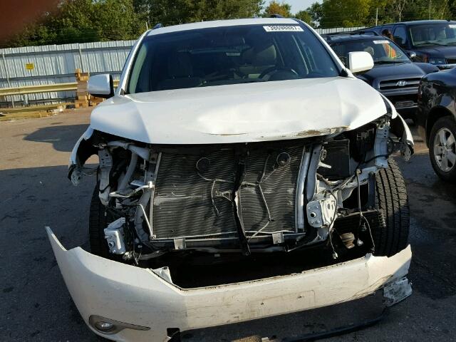 5TDBK3EHXDS246365 - 2013 TOYOTA HIGHLANDER WHITE photo 9