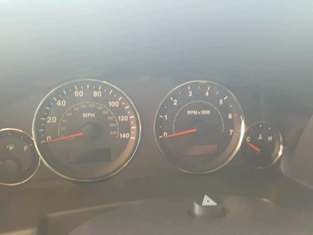 1J8HH48K86C174357 - 2006 JEEP COMMANDER შავი ფოტო 8