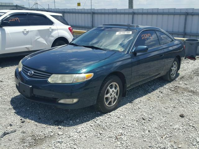 2T1CE22PX2C015716 - 2002 TOYOTA CAMRY SOLA GREEN photo 2