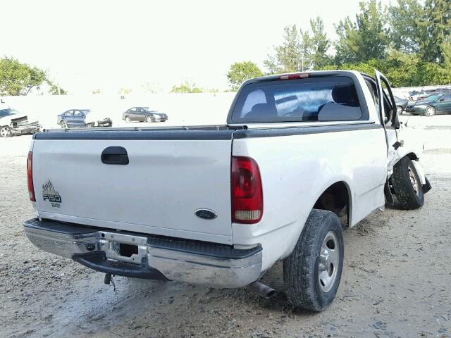 1FTRF17W5YNC23882 - 2000 FORD F150 WHITE photo 4