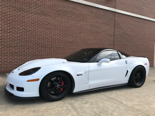 1G1YY26E985121367 - 2008 CHEVROLET CORVETTE Z WHITE photo 2