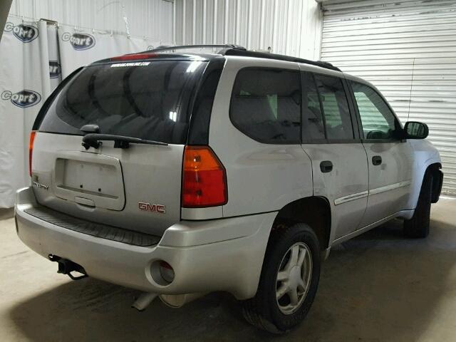 1GKDS13S482210930 - 2008 GMC ENVOY SILVER photo 4