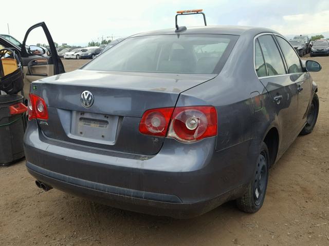 3VWDF71K55M601236 - 2005 VOLKSWAGEN NEW JETTA GRAY photo 4