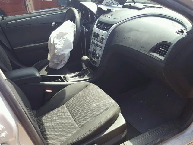 1G1ZC5EUXCF106666 - 2012 CHEVROLET MALIBU 1LT 银色 照片 5