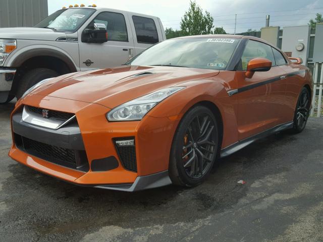 JN1AR5EFXHM821098 - 2017 NISSAN GT-R PREMI ORANGE photo 2