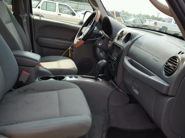 1J4GL38K25W606184 - 2005 JEEP LIBERTY RE BLACK photo 5