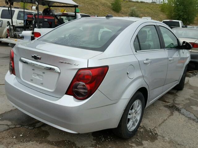 1G1JD5SH0G4122135 - 2016 CHEVROLET SONIC LT GRAY photo 4