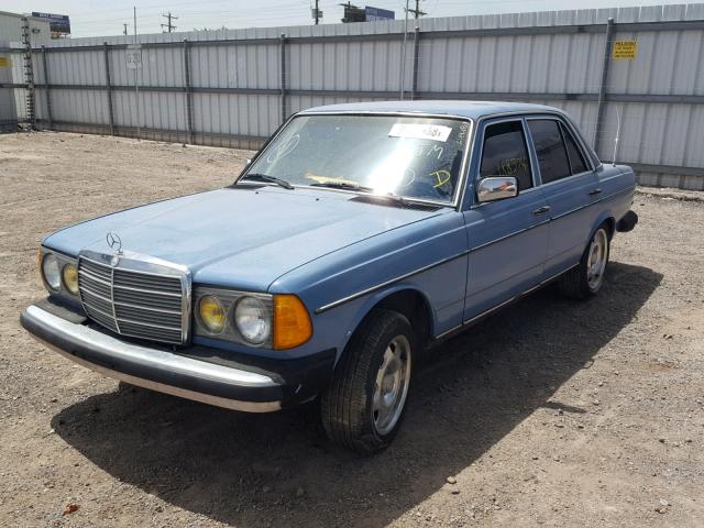 WDBAB23A5CB305967 - 1982 MERCEDES-BENZ 240 D BLUE photo 2