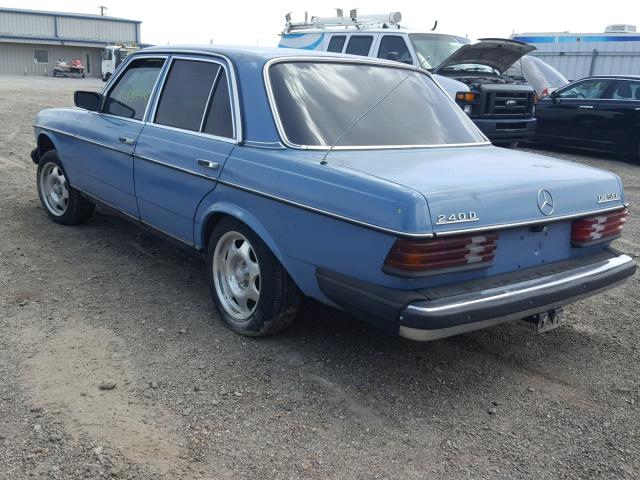 WDBAB23A5CB305967 - 1982 MERCEDES-BENZ 240 D BLUE photo 3