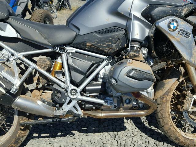 WB10A110XFZ188982 - 2015 BMW R1200 GS GRAY photo 7