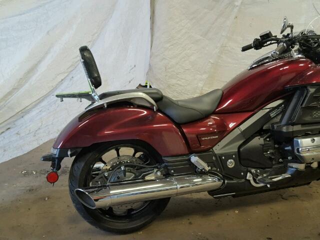 JH2SC6801EK000423 - 2014 HONDA GL1800 C PURPLE photo 6