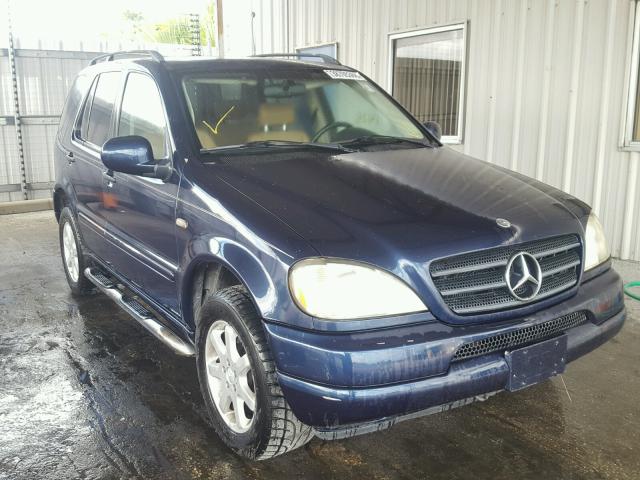 4JGAB72E6XA120465 - 1999 MERCEDES-BENZ ML 430 BLUE photo 1