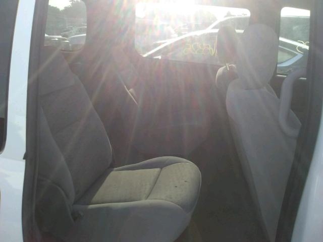 1GNDV23W77D194809 - 2007 CHEVROLET UPLANDER L 白色 照片 6