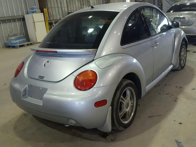 3VWCB21C72M440094 - 2002 VOLKSWAGEN NEW BEETLE Gümüş foto 4