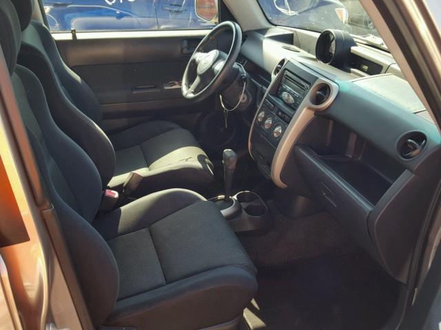 JTLKT324X64115096 - 2006 TOYOTA SCION XB Сұр фото 5