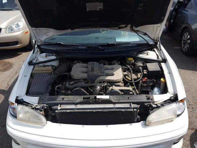 1B3HD46F3TF128777 - 1996 DODGE INTREPID WHITE photo 7