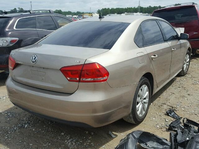 1VWAT7A30FC054545 - 2015 VOLKSWAGEN PASSAT S ذهبي صورة 4