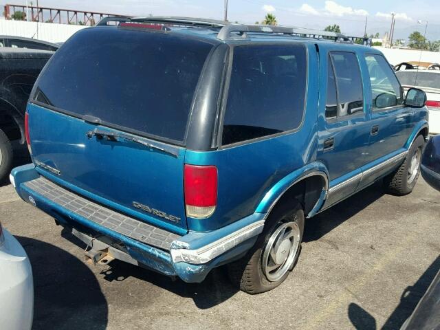 1GNDT13W3T2143328 - 1996 CHEVROLET BLAZER TURQUOISE photo 4