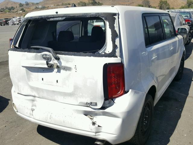 JTLKE50E581039261 - 2008 TOYOTA SCION XB WHITE photo 4